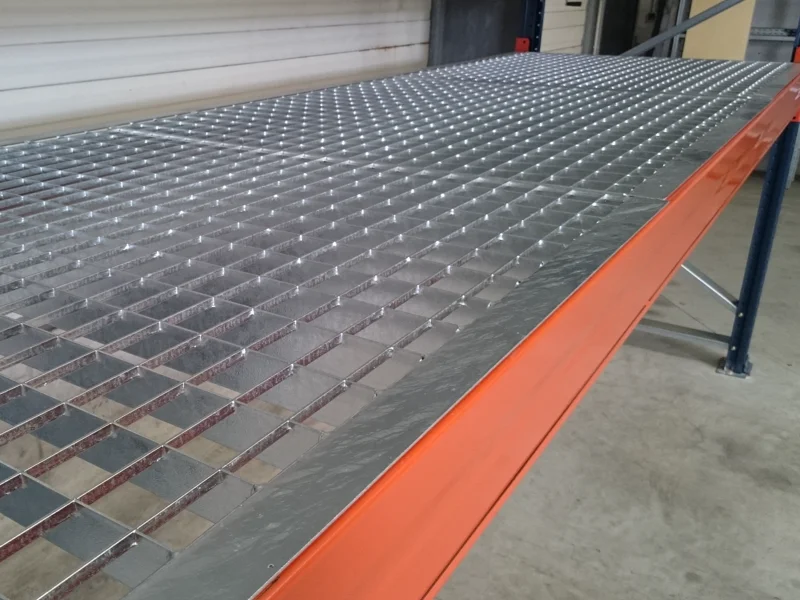 Le caillebotis destiné au rayonnage, idéal dans le secteur logistique